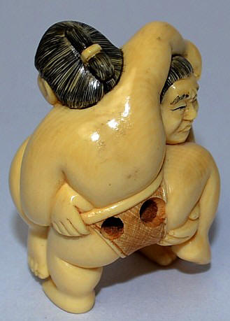 японская нецке из слоновой кости Борцы Сумо, 1920-е гг.
