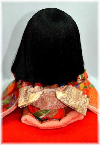 японская традиционная кукла
