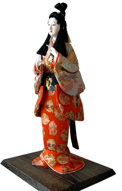 Японская кукла в кимоно