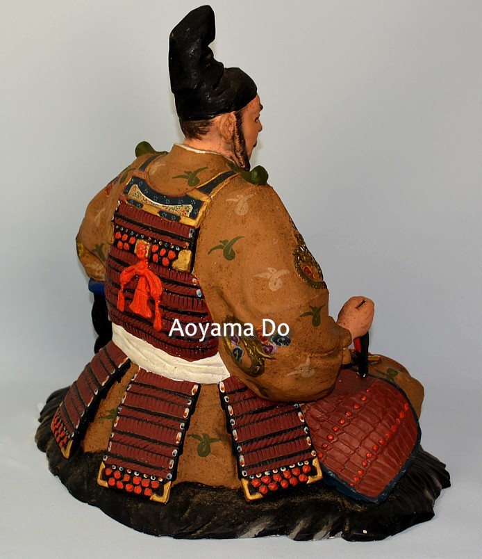 самурай в доспехах и с командным веером в руке, статуэтка, 1950-е гг.