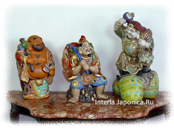 японский антиквариат: фигуры Хотея, Эбису и Дайкоку - трех из Семи Богов Счастья