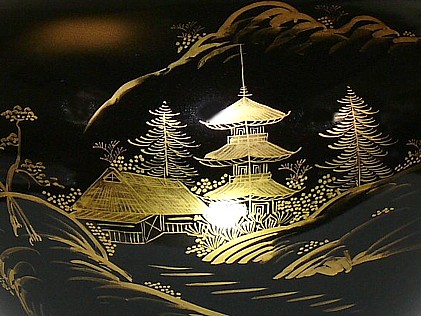 деталь рисунка на фарфоровой японской вазе