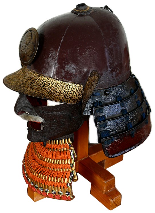 самурайский шлем эпохи Муромати (маска 1900-х гг.)