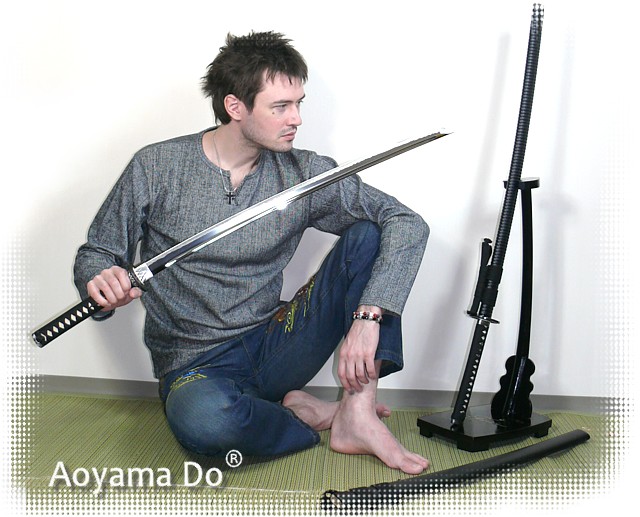 коллекция самурайских мечей, японский меч иайто Лунный Дракон