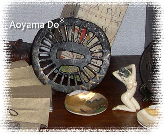 японский антиквариат: цуба самурайского меча периода Момояма