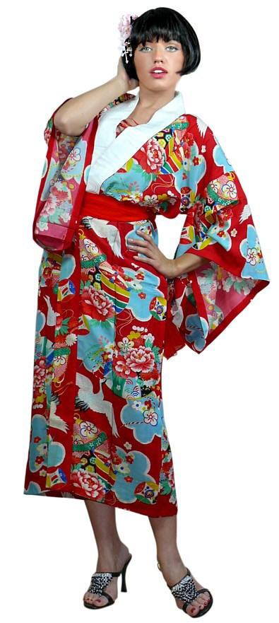 японское страинне шелковое кимоно, 1930-е гг.