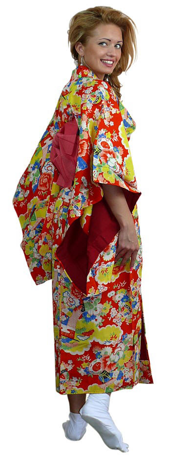 японское традиционное шелковое кимоно, винтаж