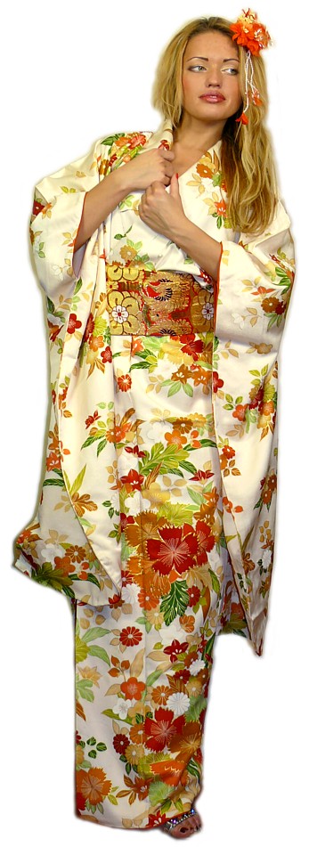 японское шелковое кимоно с авторским рисунком и вышивкой, винтаж