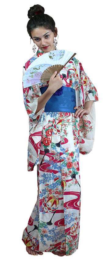 старинное японское шелковое летнее кимоно