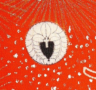 фамильный самурайский герб на женском шелковом старинном кимоно