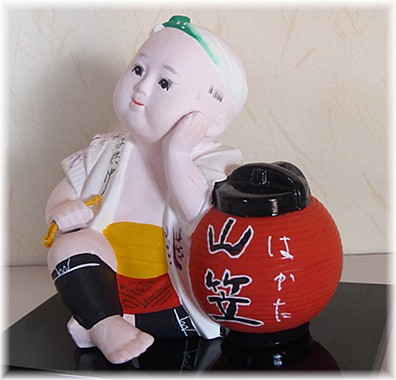  Мальчик с  фонариком, японская статуэтка из керамики