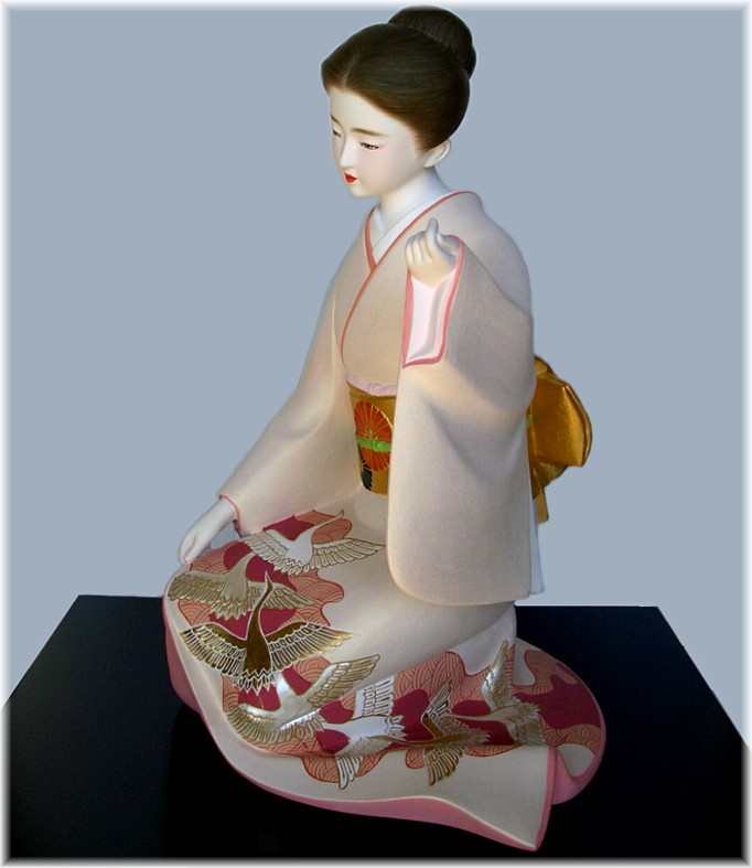  Девушка в красивом кимоно,  японская статуэтка из керамики ,  Хаката, 1970-е гг.