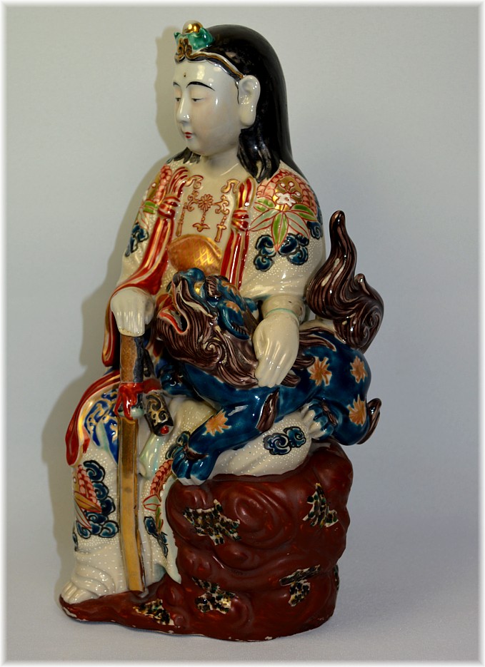 Бодхисатва Мондзю, японская антикварная фарфоровая статуэтка