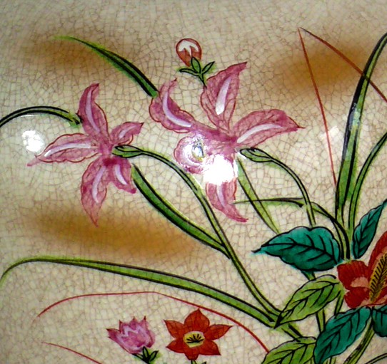 авторский рисунок на японской фарфоровой ваза