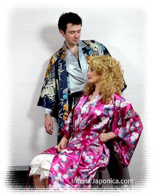 японские шелковые халаты-кимоно, пижамы и стильная одежда для дома