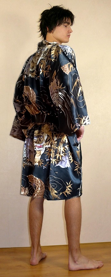 японский мужской шелковый халат- кимоно