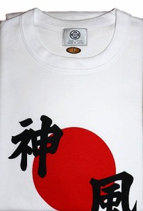  японская футболка с иероглифами КАМИКАДЗЕ в интернет-магазине Interia Japonica