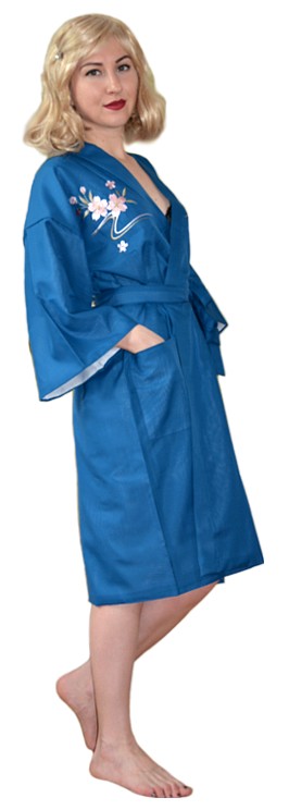 халатик-кимоно с вышивкой и на подкладке, сделано в Японии