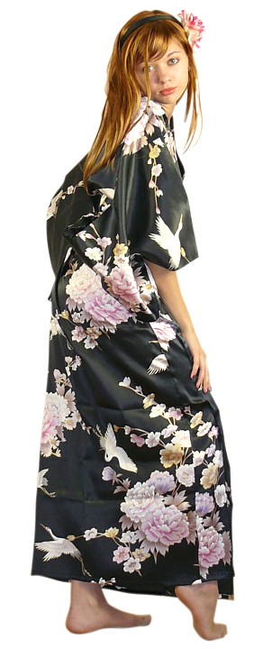 японский шелковый халат кимоно