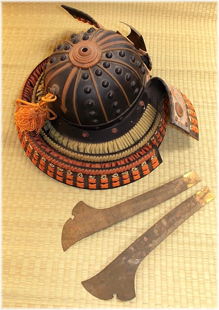 самурайскй шлем кабуто - деталь доспеха самурая