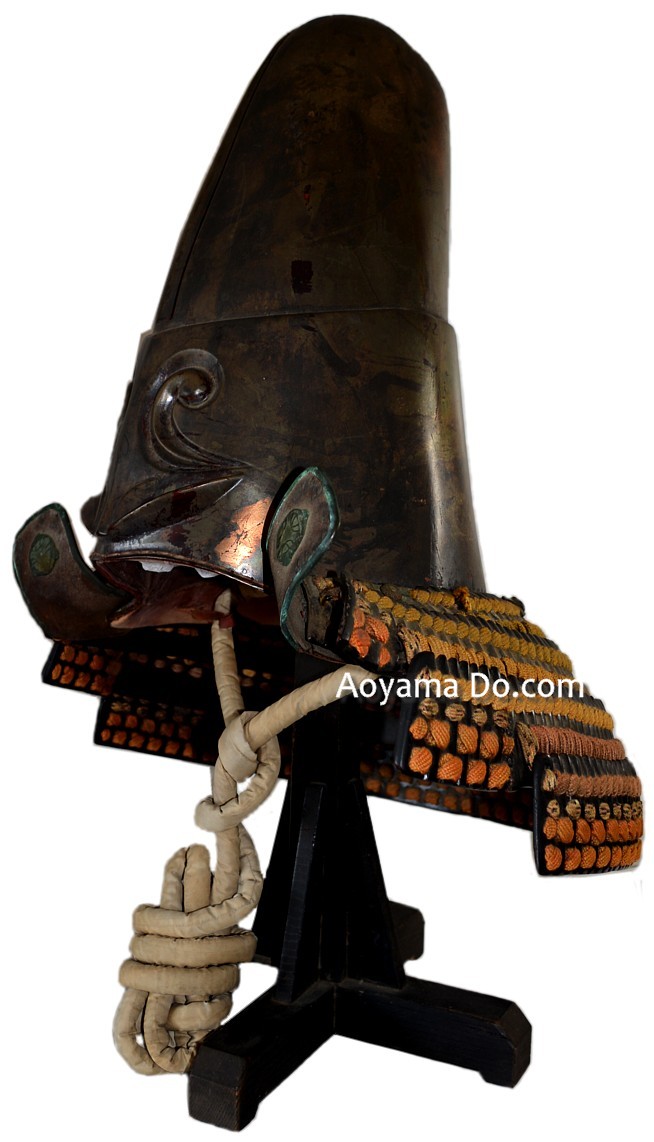 самурайский шлем кабуто в стиле ковари из железных пластин, покрытых кожей