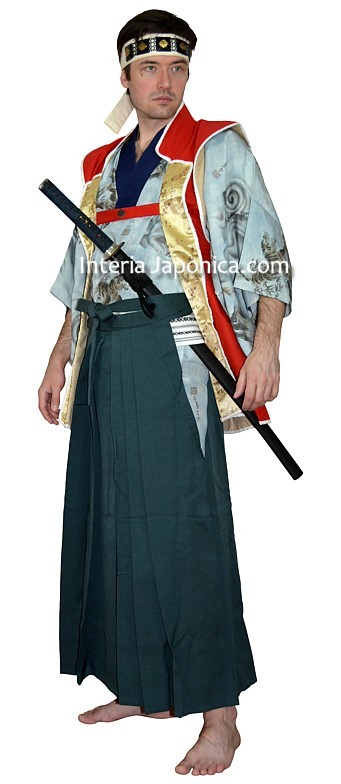 одежда самурая: хакама, кимоно, пояс-оби, куртка-дзинбаори