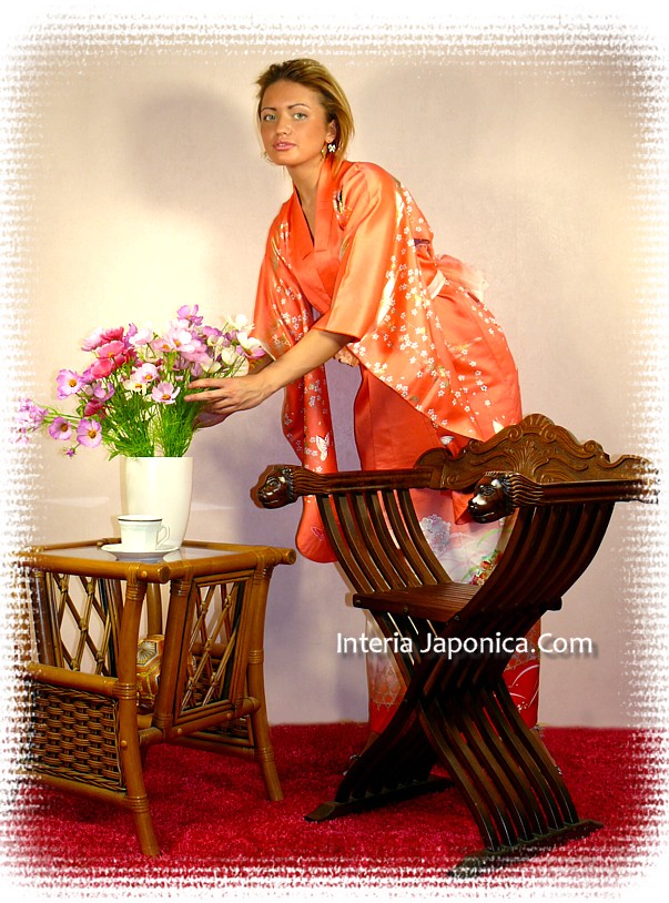 японское кимоно - эксклюзивная одежда из натурального шелка