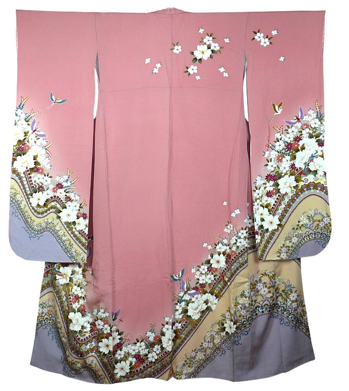 фурисодэ, японское праздничное кимоно